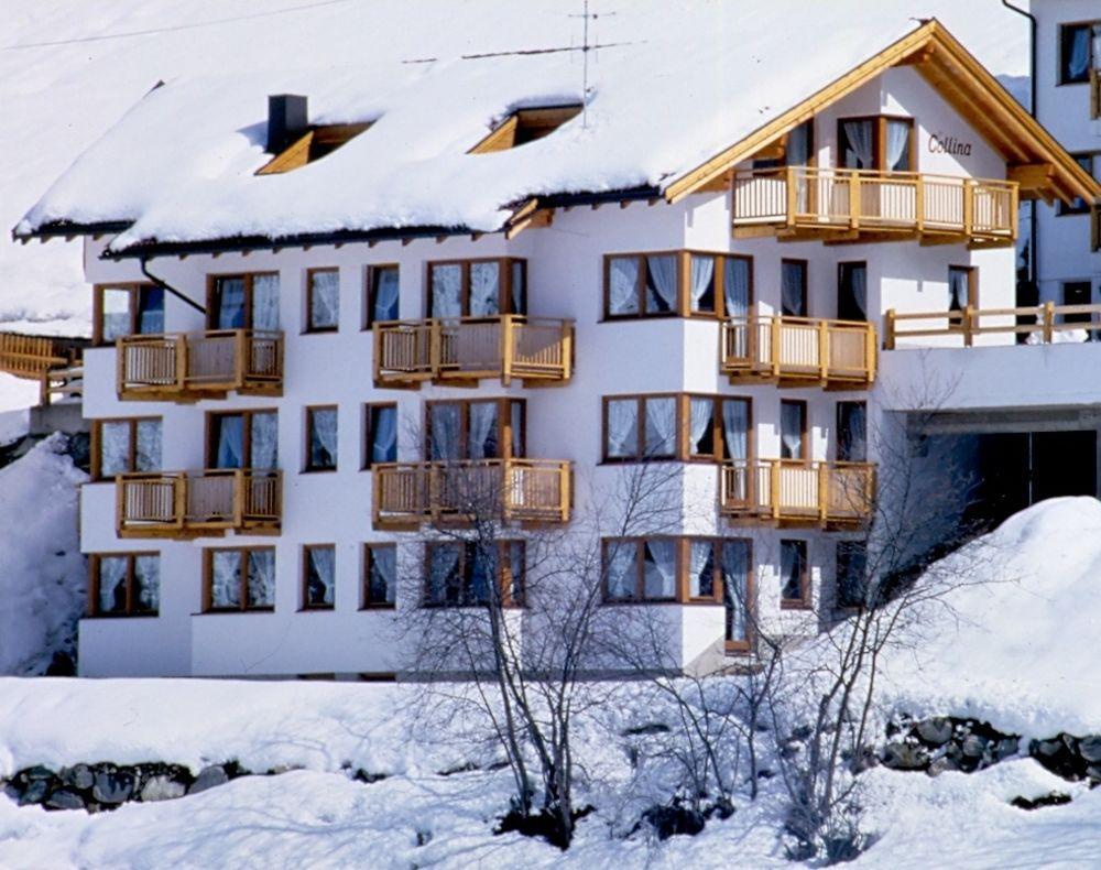 Collina Hotel Garni ナウダース エクステリア 写真