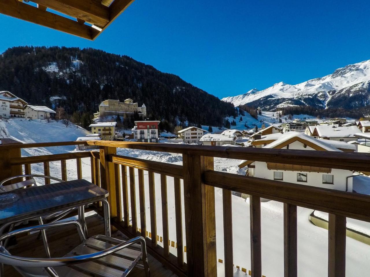 Collina Hotel Garni ナウダース エクステリア 写真